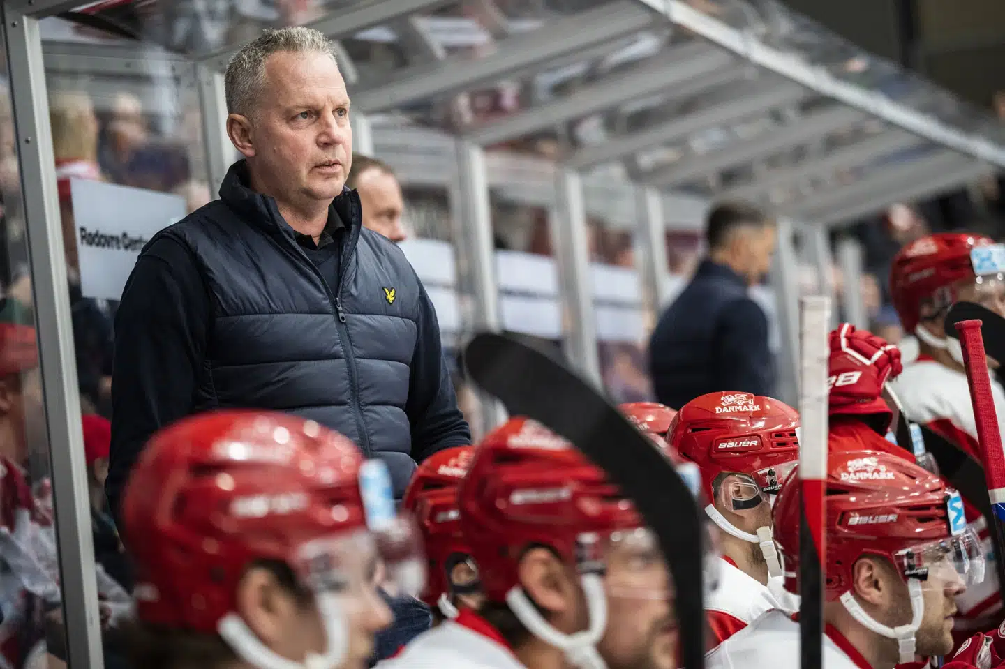 Den tidligere storspiller Jens Nielsen kommer også i de kommende år til at stå i ishockeylandsholdets udskiftningsboks. Martin Sylvest/Ritzau Scanpix