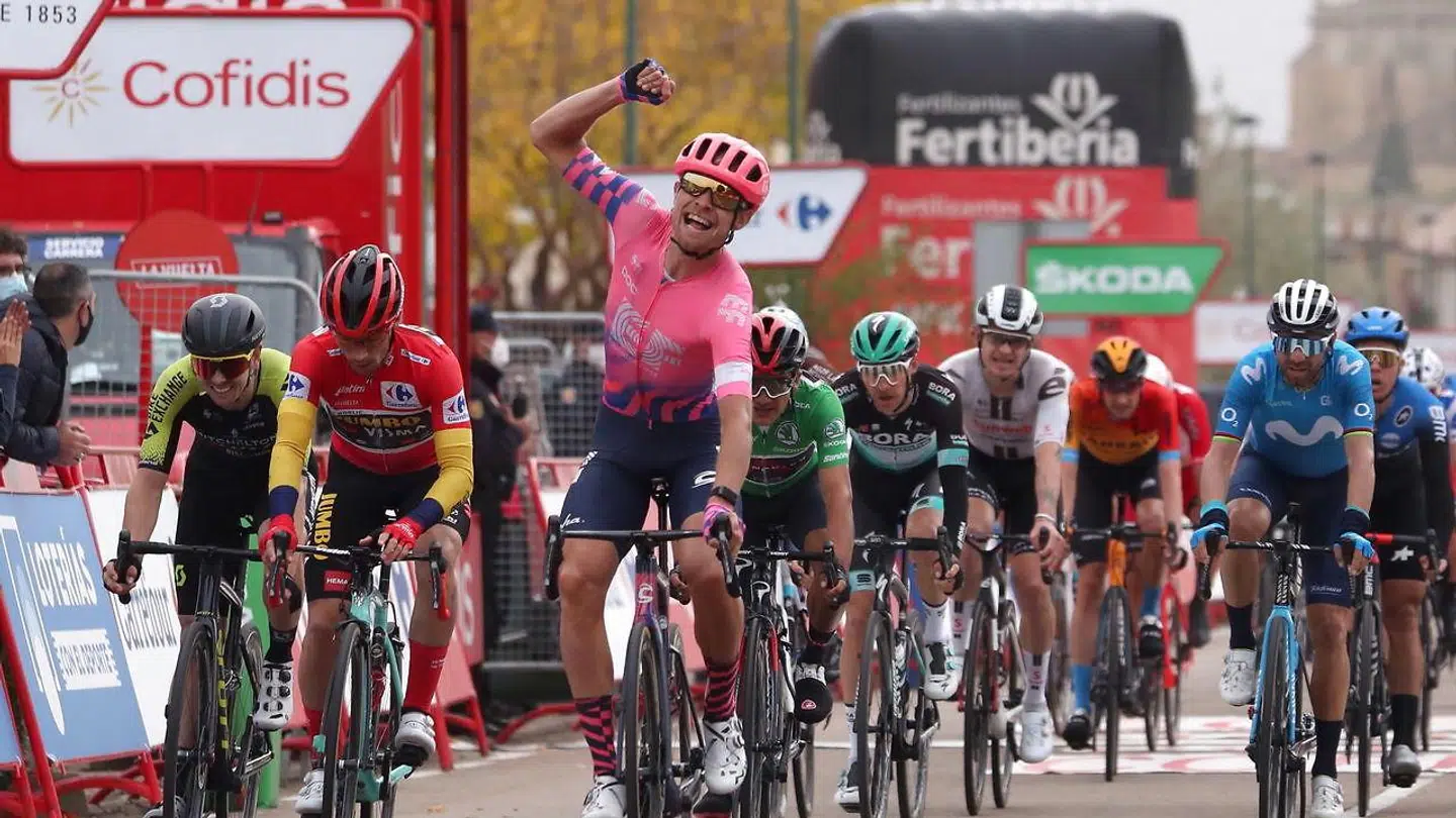 Magnus Cort jubler efter dagens sejr.