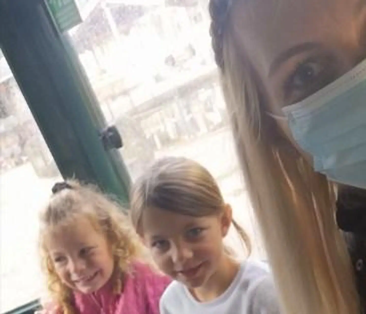 Malene med sine børn