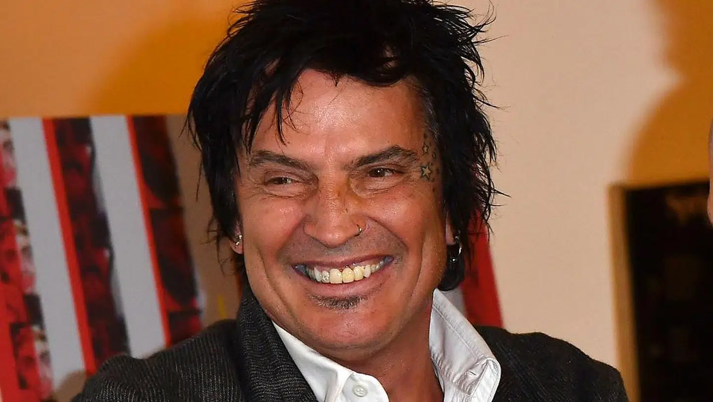 Tommy Lee.