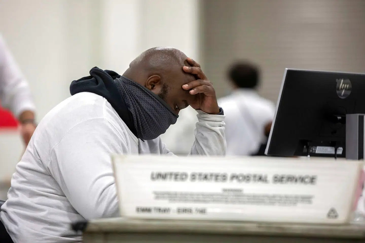 Der arbejdes i døgndrift i Detroit.