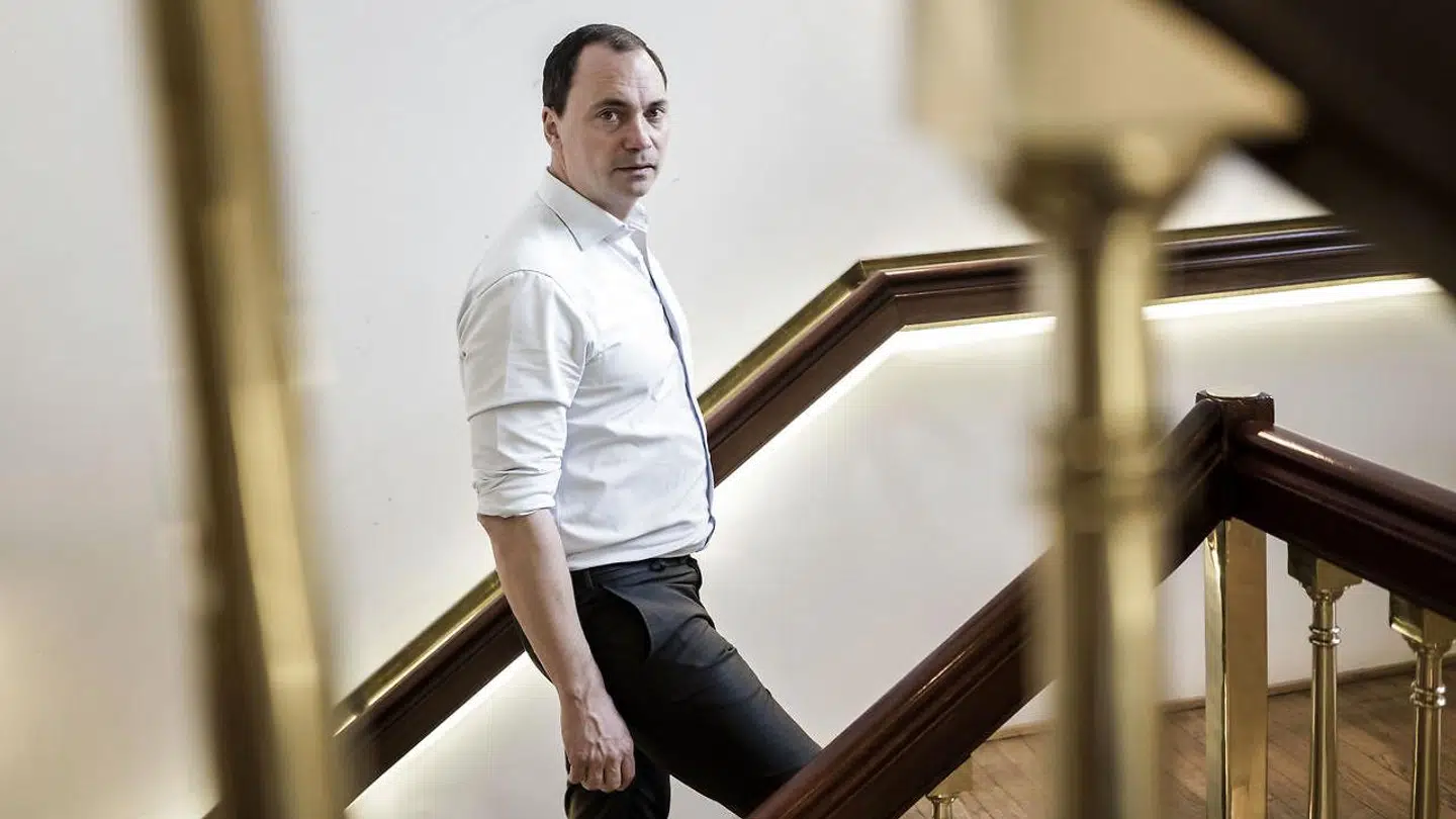 Politiker Tommy Ahlers og iværksætter Le Gammeltoft er ikke flyttet sammen, men bruger meget tid sammen. Skiftesvis hos ham og hende, lyder det fra politikeren.