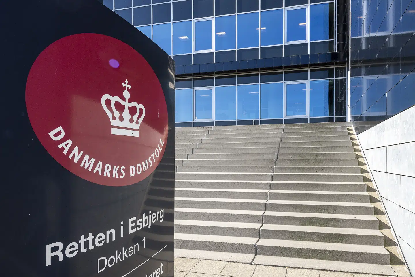 Ved Retten i Esbjerg blev tre personer idømt bødestraf for at overtræde forsamlingsforbuddet under et gaderæs i Holsted i juni. (Arkivfoto) John Randeris/Ritzau Scanpix