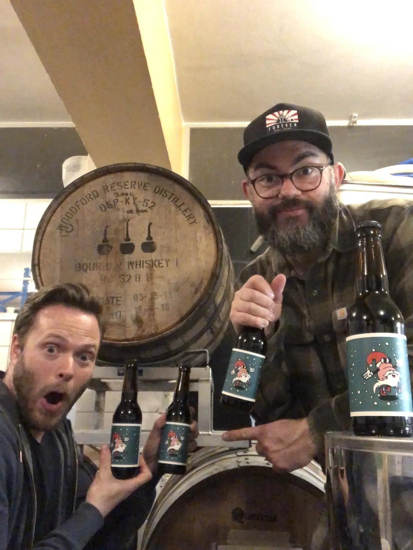 Bjarke Nikolajsen fra bandet Bjarke & the Beerbellys og Mikkel Wind-Pedersen fra mikrobryggeriet BrygBrygBryg