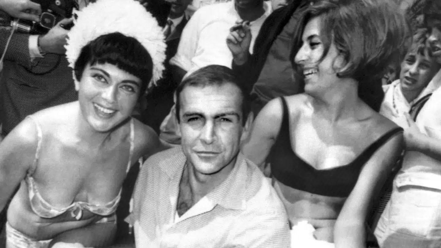 Sean Connery var populær hos kvinderne. Her ses han i Cannes i 1965.