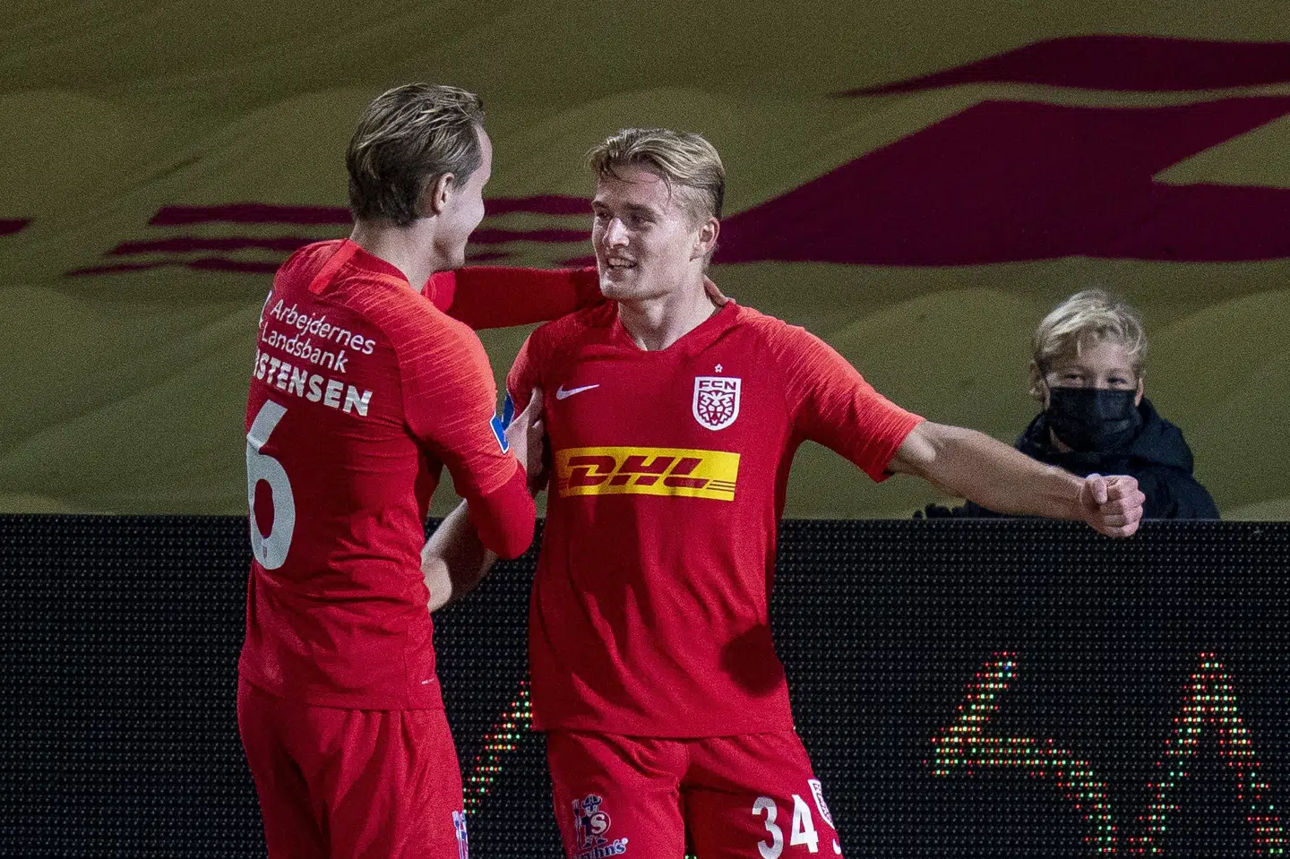 19-årige Jacob Steen Christensen og 22-årige Martin Frese er to af de mange unge spillere i FC Nordsjællands førsteholdstrup. Liselotte Sabroe/Ritzau Scanpix