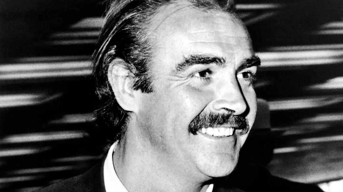 Sean Connery døde lørdag i sit hjem i Bahamas efte ren periode med sygdom, oplyser familien.