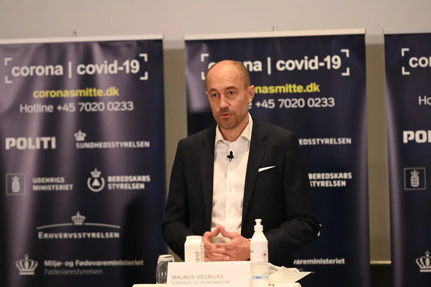 Sundheds- og ældreminister Magnus Heunicke (S) har lørdag været med til at præsentere regeringens nye varslingssystem. Ida Guldbæk Arentsen/Ritzau Scanpix