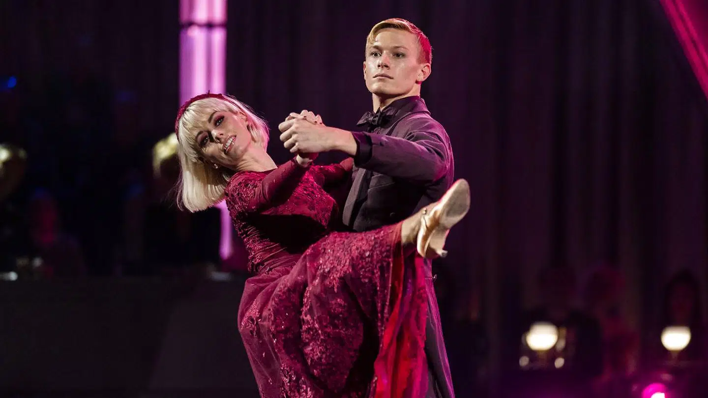 Albert Rosin og Jenna Bagge.