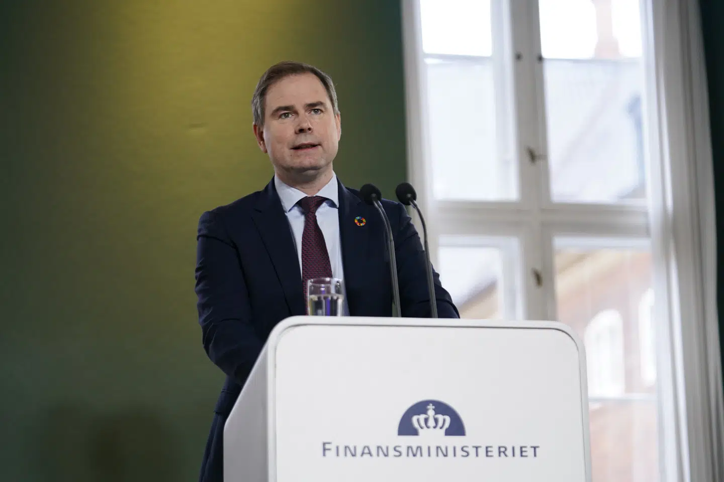 Finansminister Nicolai Wammen (S), formand for KL Jacob Bundsgaard og formand for Danske Regioner Stephanie Lose holder pressemøde med lancering af strategien Grønne indkøb for en grøn fremtid Rentekammersalen i Finansministeriet. Emil Helms/Ritzau Scanpix
