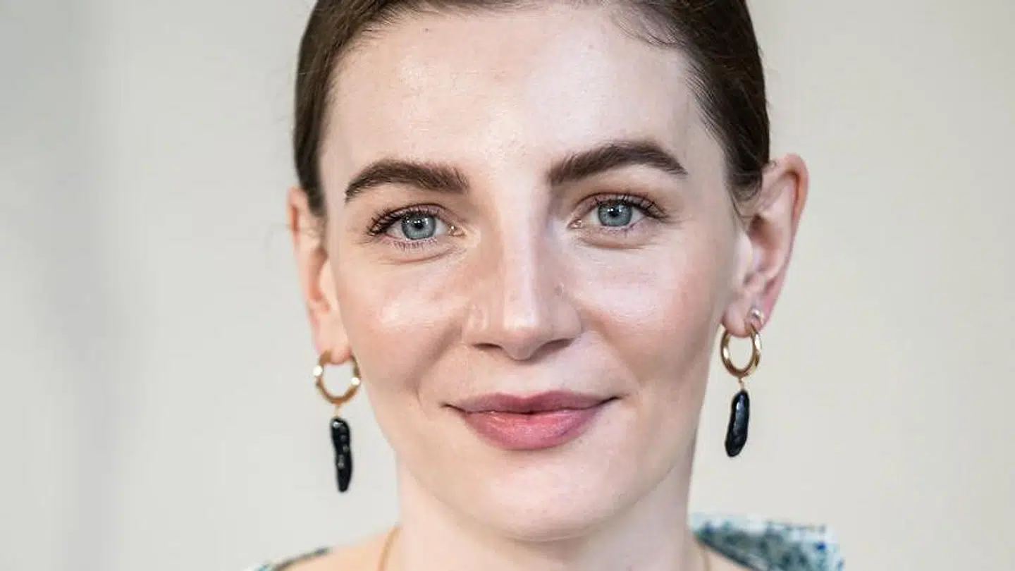 Molly Egelind under pressemødet på 'Sygeplejeskolen III' i Valby mandag 19. oktober 2020. (Foto: Emil Helms/Ritzau Scanpix)