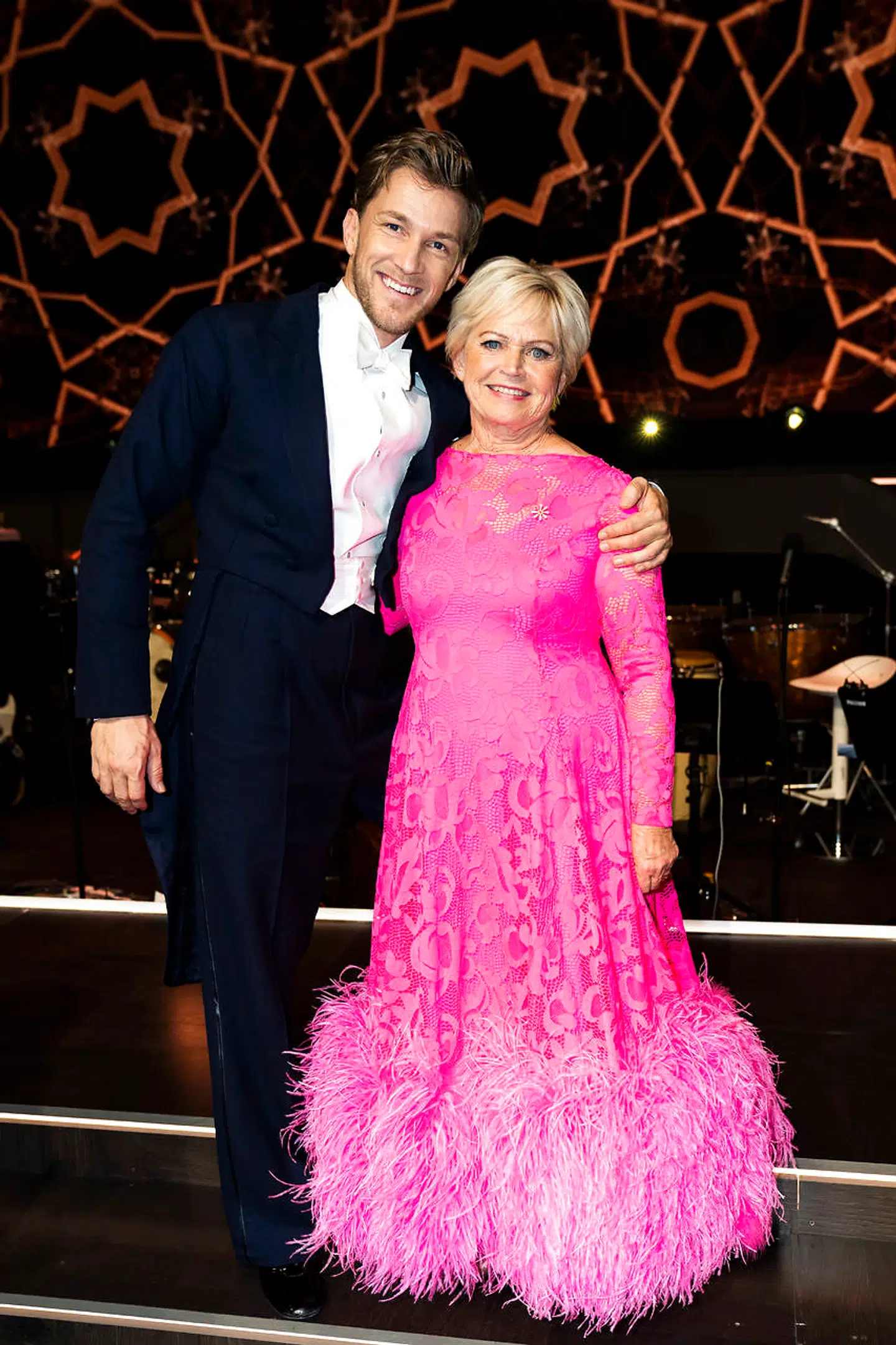 Sangerinde Hilda Heick og Michael Olesen i årets  'Vild med dans'.