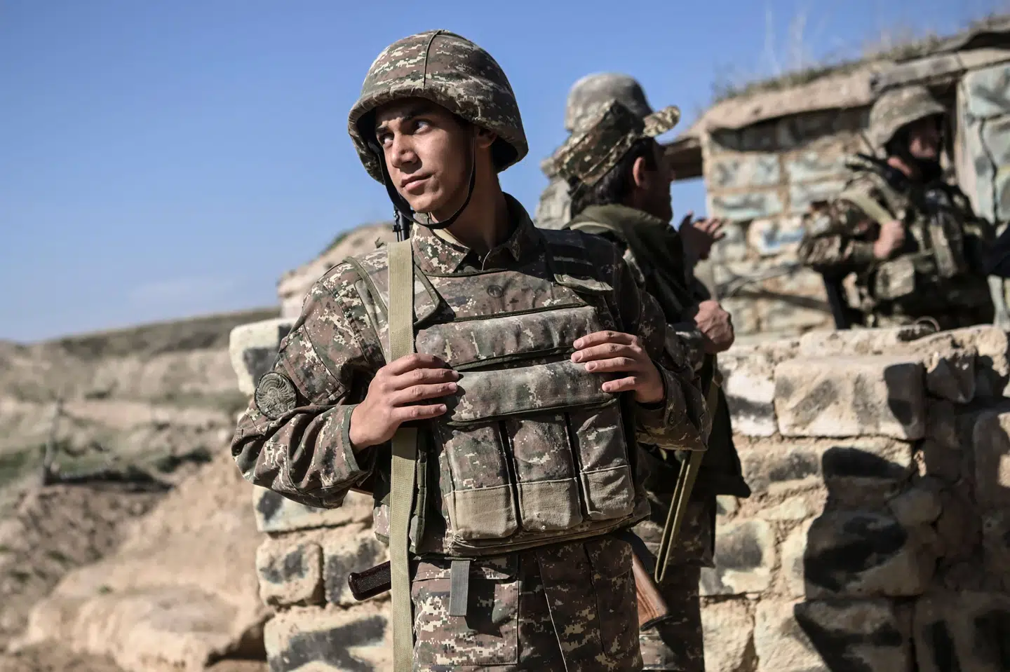 Forsvarsministeriet i enklaven Nagorno-Karabakh sagde søndag, at endnu 11 af dets soldater er blevet dræbt, hvormed den genopblussede konflikt i området har kostet dets militær 974 døde. Aris Messinis/Ritzau Scanpix