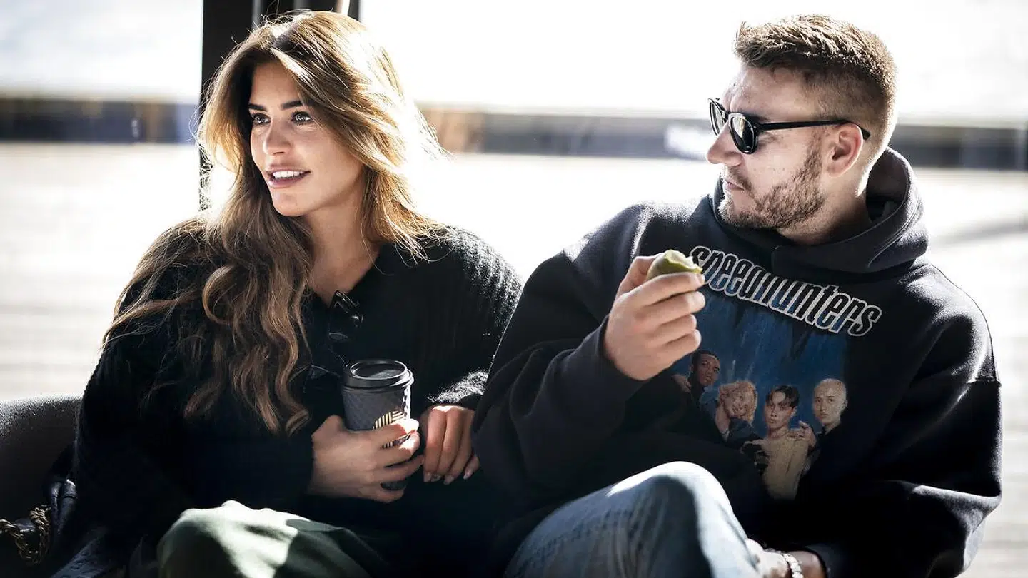 Philine Roepstorff har flere gange måttet læse falske rygter om sig selv og Nicklas Bendtner på Jodel.