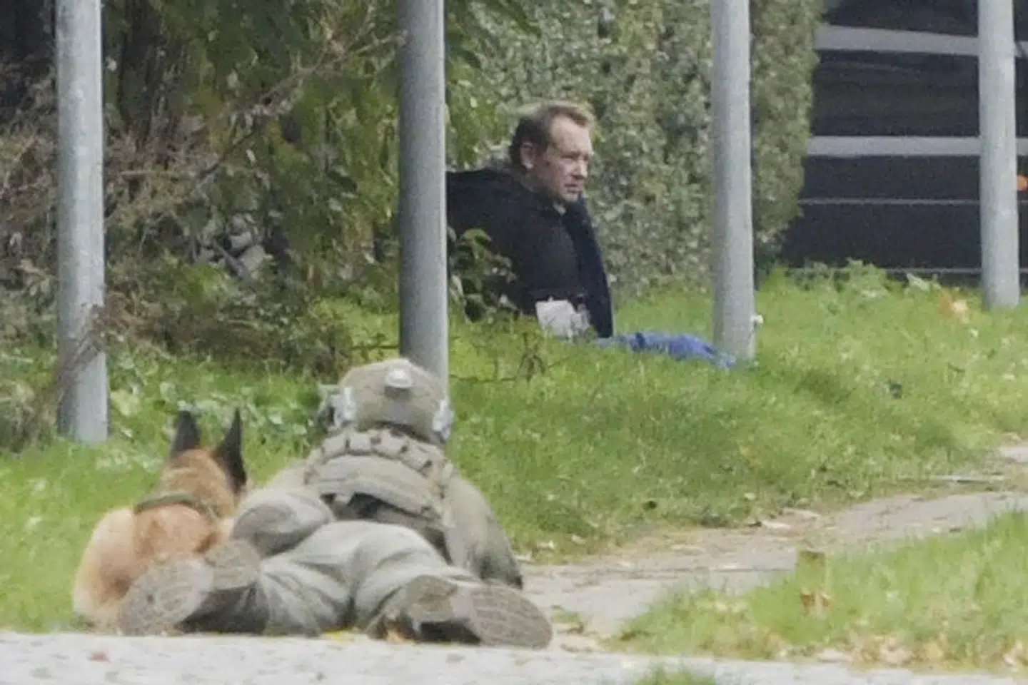 Peter Madsen er dømt for at have mishandlet og dræbt en journalist i 2017. Han er tirsdag omringet af politi i Albertslund efter flugt fra fængslet. Nils Meilvang/Ritzau Scanpix