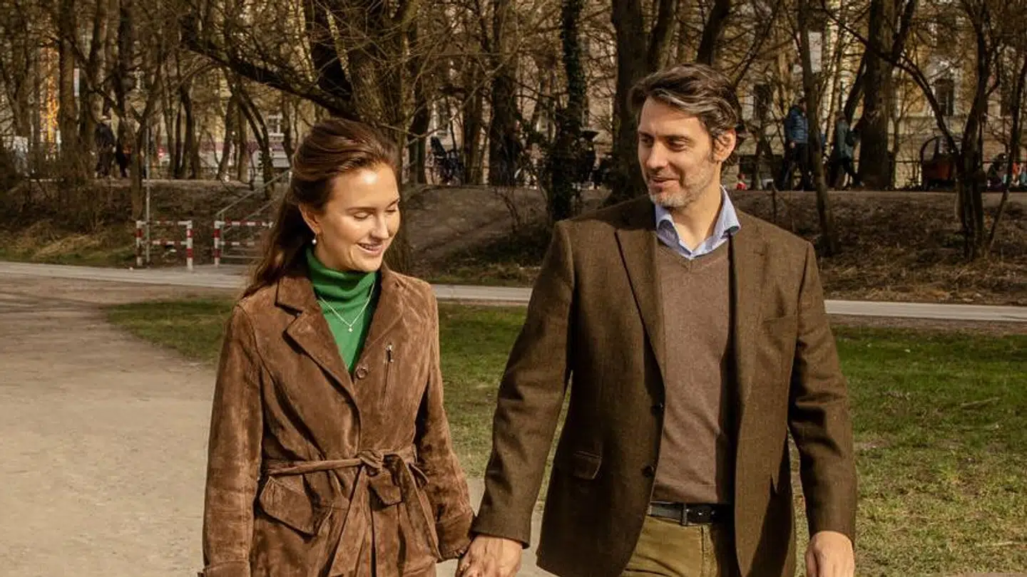 Parret blev forlovet sidste år.