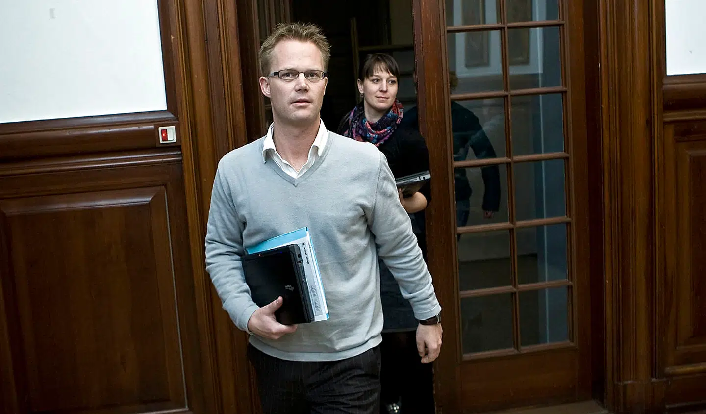 Jeppe Kofod på sin første arbejdsdag efter den 'tænkepause' han tog i 2008, da sagen kom frem.