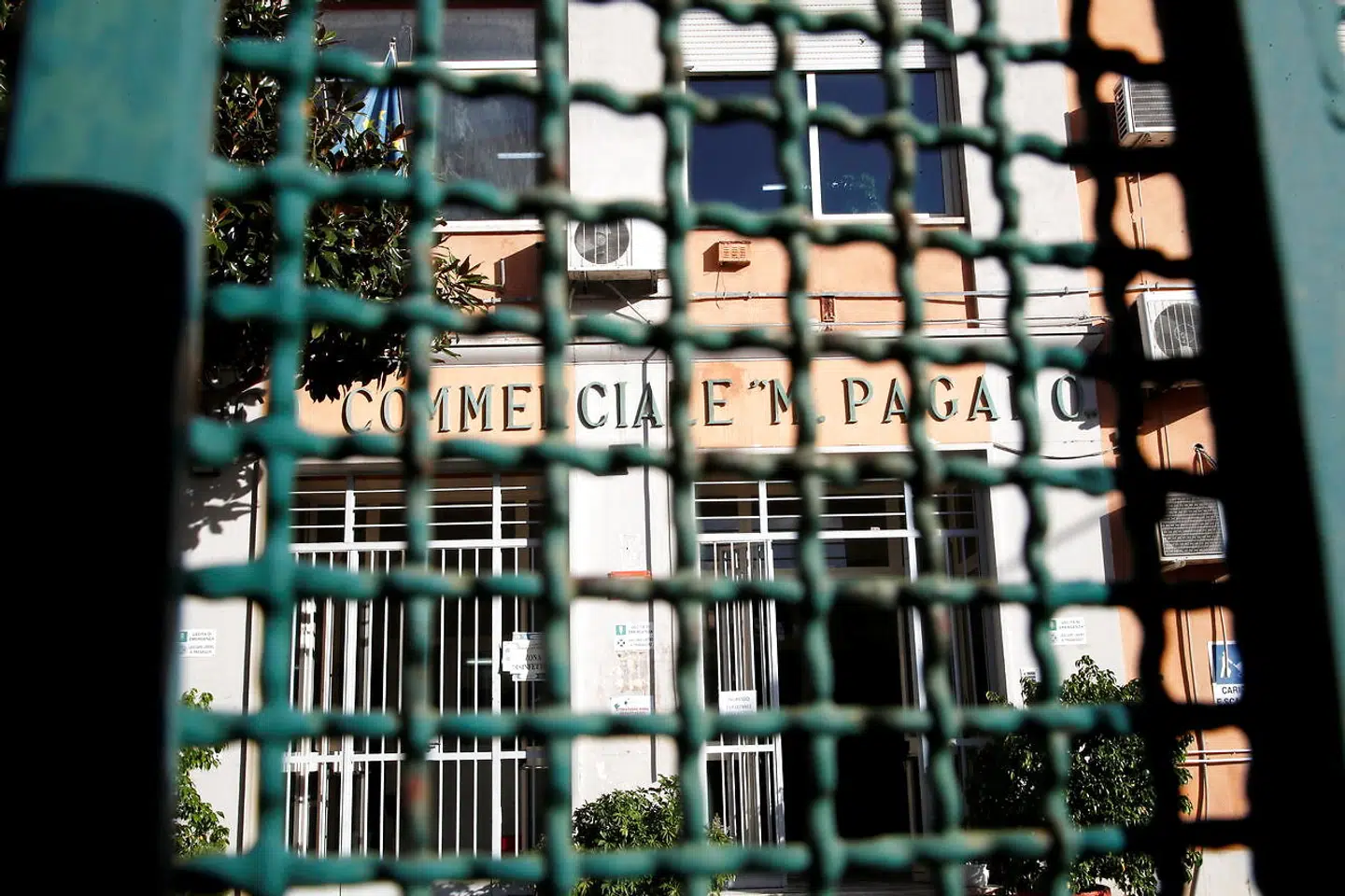 Skolerne i regionen Campania i Italien er lukker ind til slutningen af oktober.