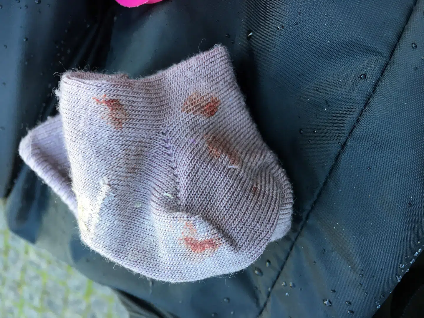 Christa Andersens datters sok var plettet til med blod efter episoden.