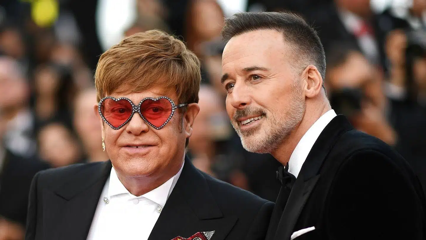 Elton John og hand mand David Furnish.