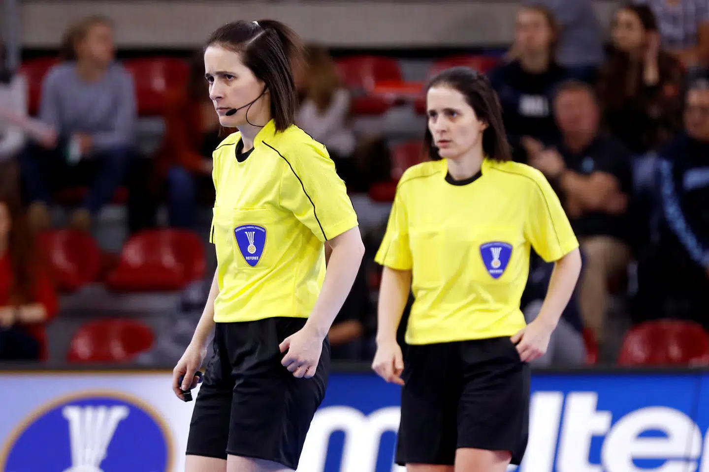 Søskendeparret Charlotte Bonaventura og Julie Bonaventura er blandt dem, der skal dømme til EM.