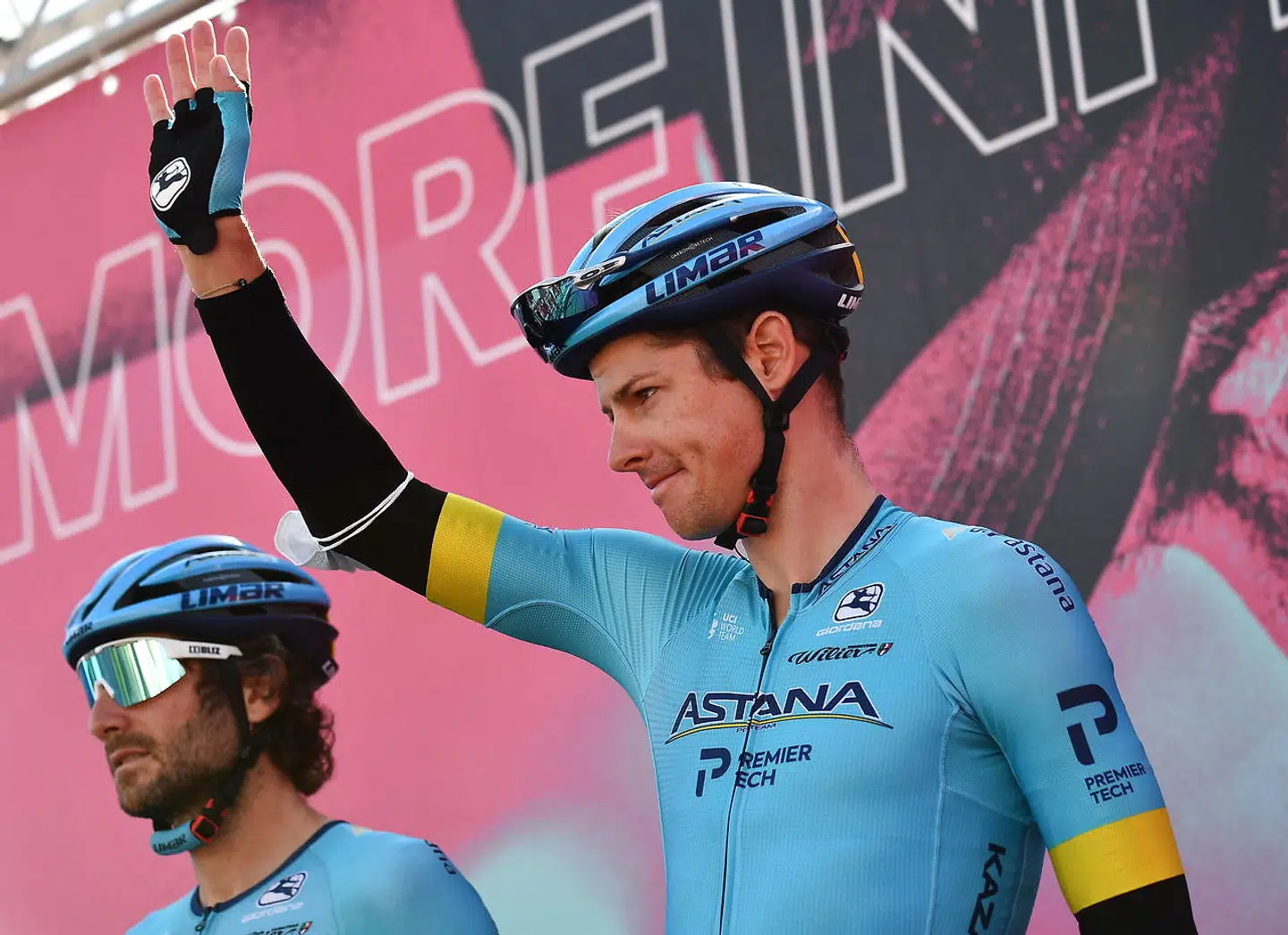 Jakob Fuglsang undgik problemer på dagens sprinteretape.