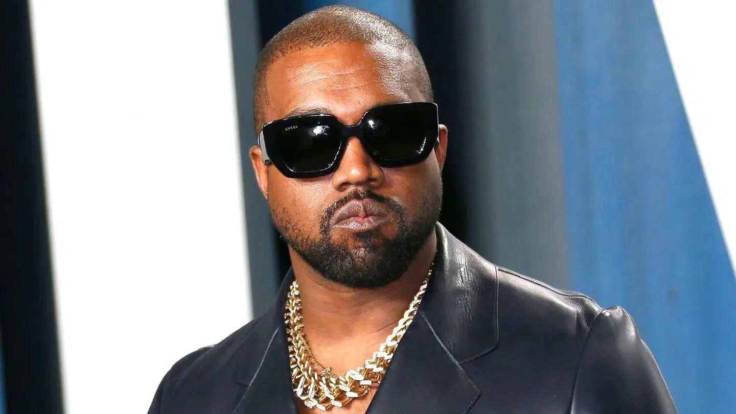 Den verdenskendte rapper Kanye West er rasende efter stemmesedlerne i Californien er blevet offentliggjort.