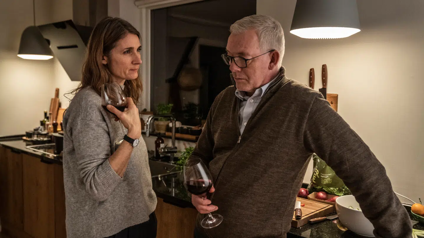 Charlotte Munck i rollen som Jens Møllers kone, Kirstine Scharling, og Søren Malling som Jens Møller.