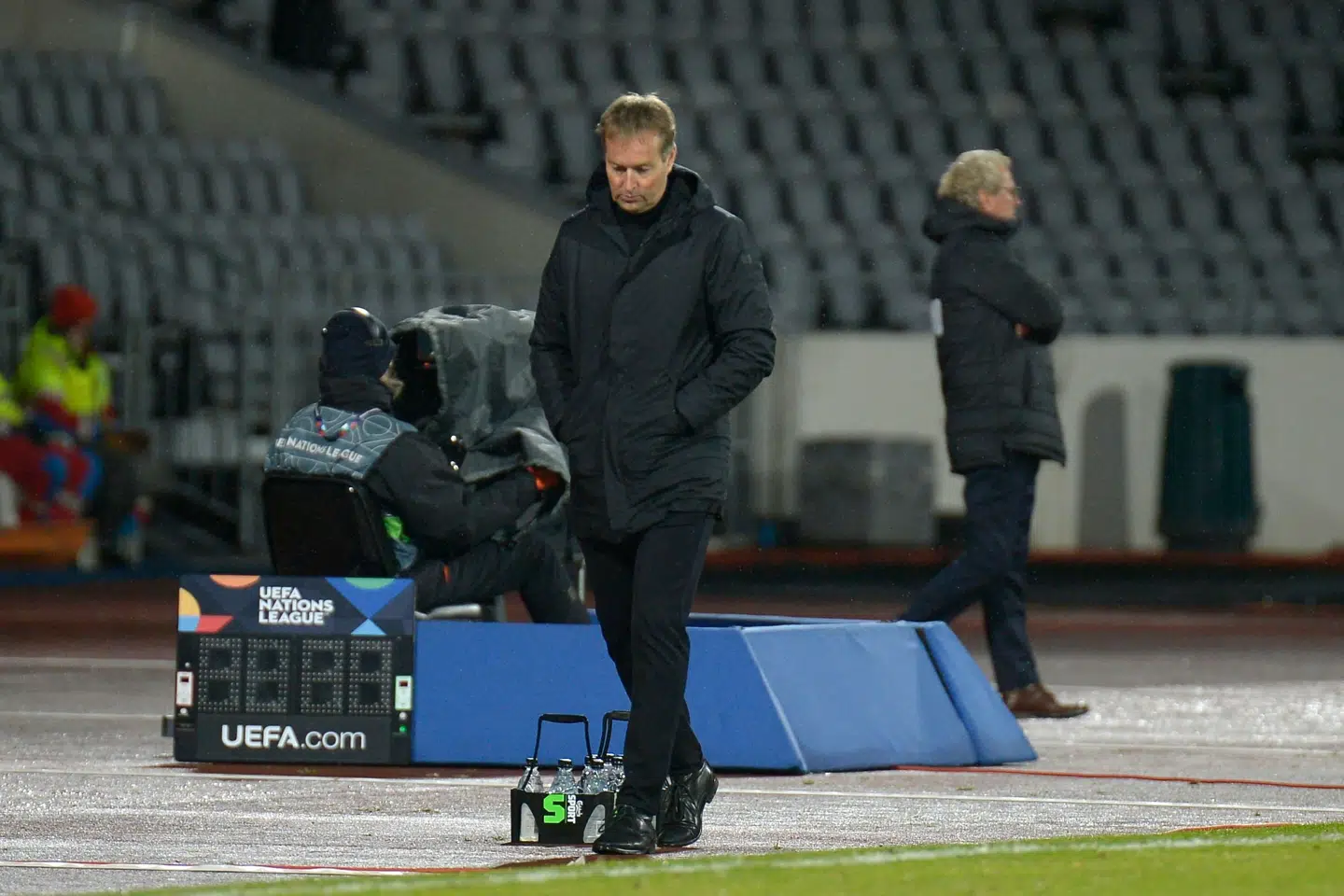 Kasper Hjulmand kan rejse fra Island til England med tre point i bagagen. Haraldur Gudjonsson/Ritzau Scanpix