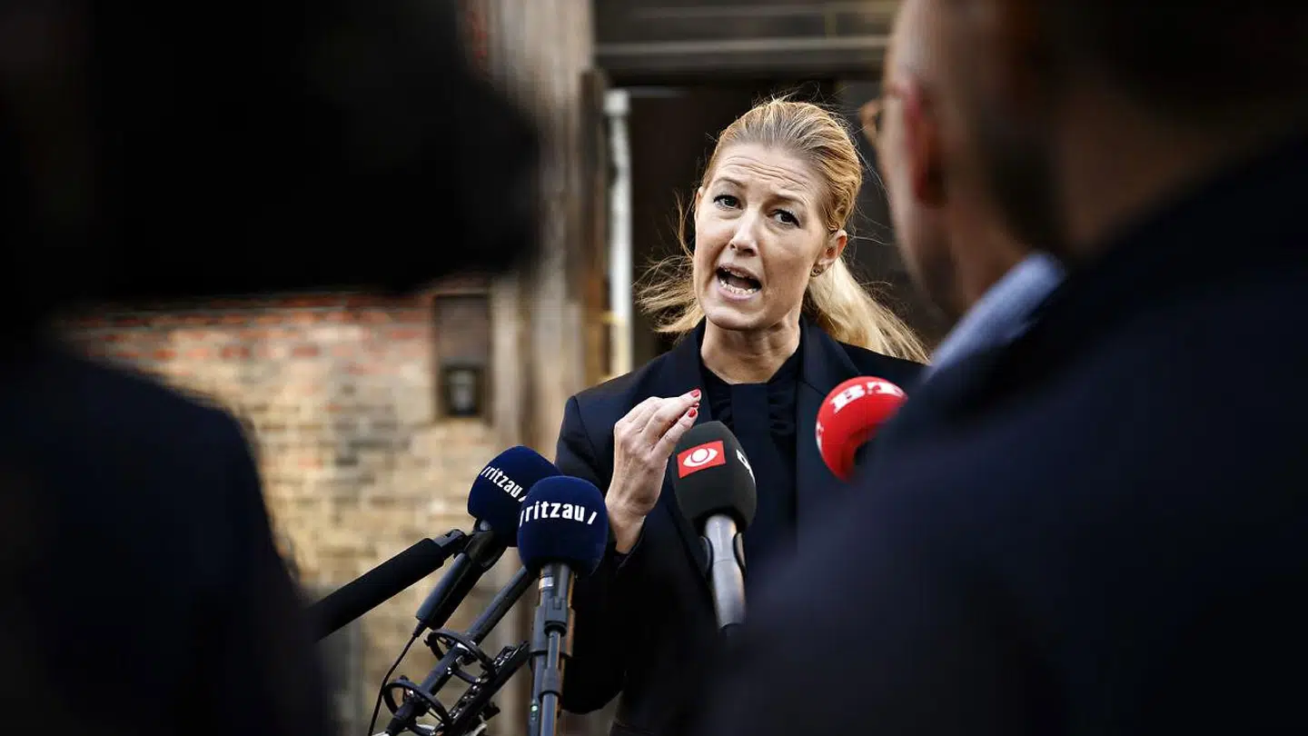 'For det er afgørende for mig at vide, om disse sager er blevet håndteret korrekt. Jeg forventer at modtage redegørelsen i løbet af en uge,' skriver Sofie Carsten Nielsen på Facebook.