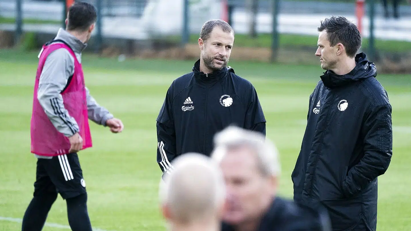 Hjalte Bo Nørregaard er den nye midlertidige cheftræner for FC København, mens William Kvist har indtaget den midlertidige plads som sportslig leder.