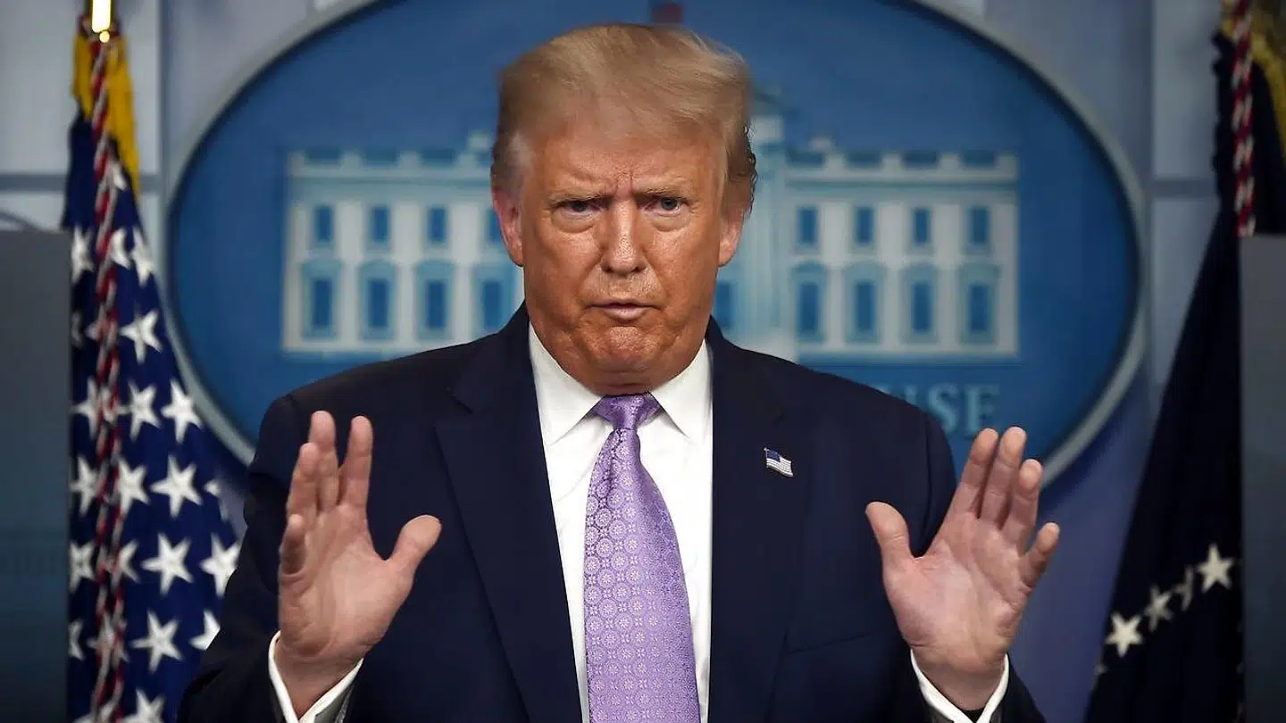 Donald Trump er historisk langt bagud i et gennemsnit af meningsmålinger.