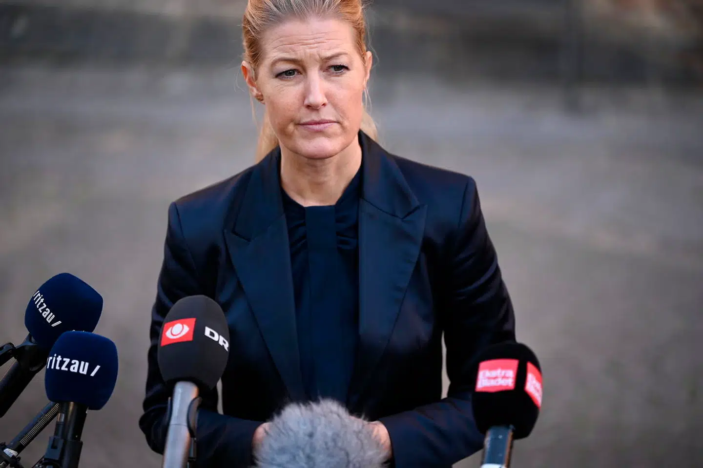 Sofie Carsten Nielsen udtaler sig til pressen i Bibliotekshaven fredag den 9. oktober 2020. De Radikales Morten Østergaard har skrevet på Facebook, at han for flere år siden er blevet gjort opmærksom på, at tre kvinder har oplevet uønsket seksuel opmærksomhed fra ham.