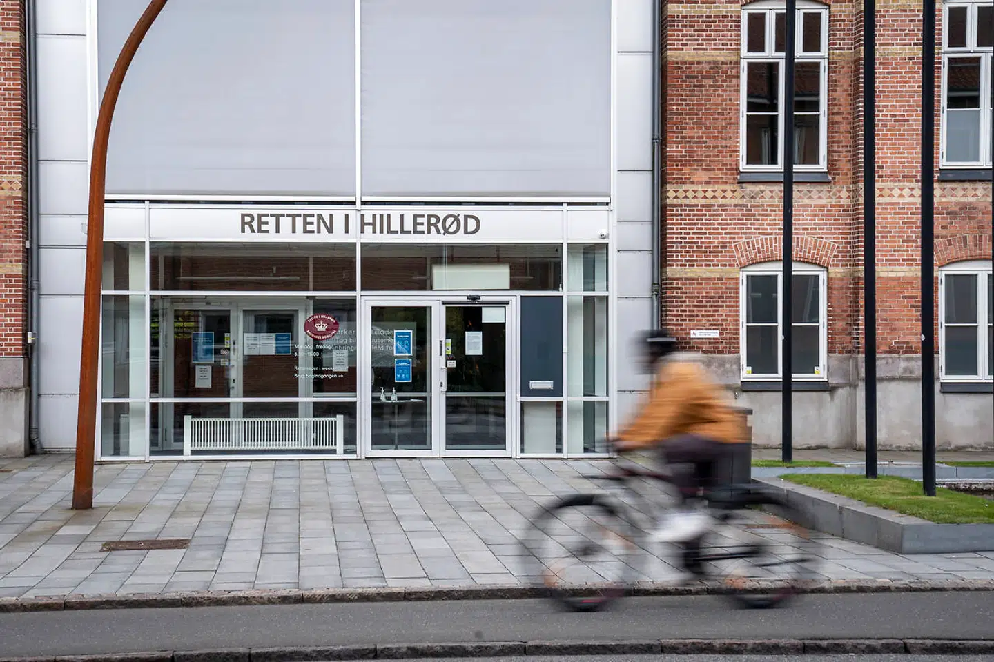 Den 78-årige mand overvejer nu, om han vil anke dommen fra byretten i Hillerød til landsretten. Arkivfoto.