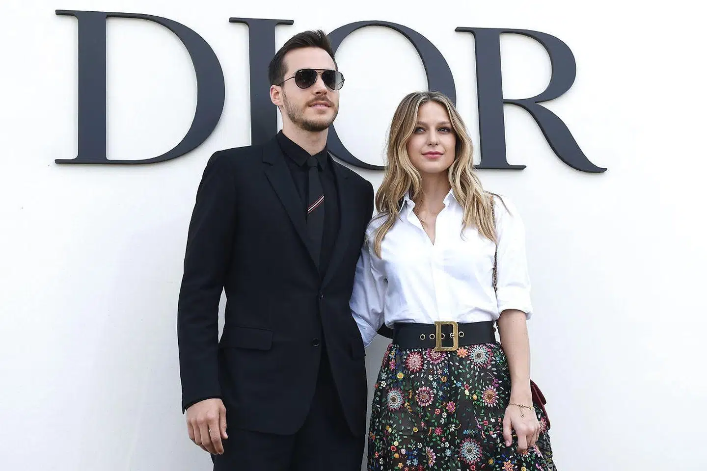 Her ses Melissa Benoist med sin mand, Chris Wood i 2019.