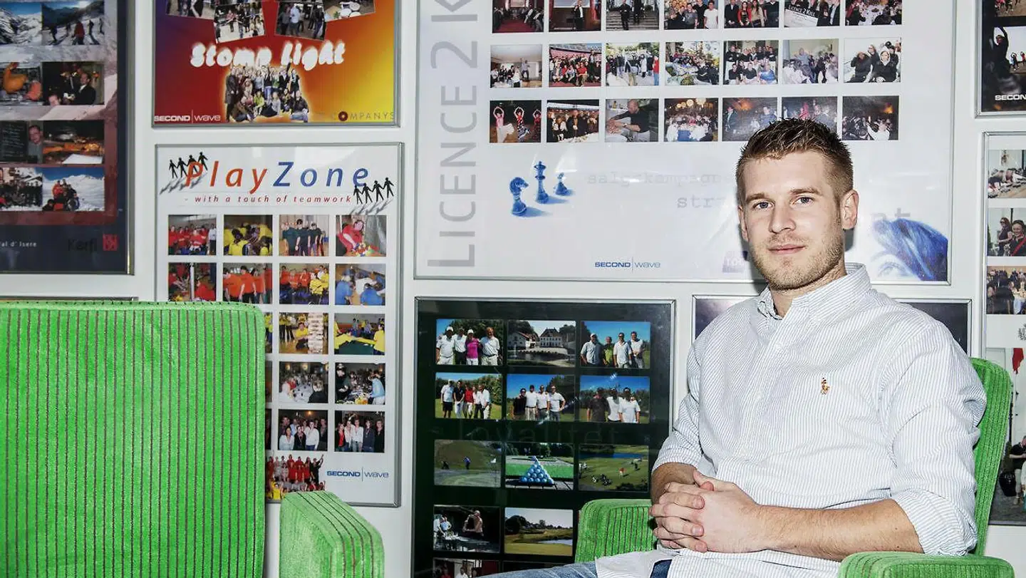 Mads Laudrup er vært på Viasats fodboldudsendelser.