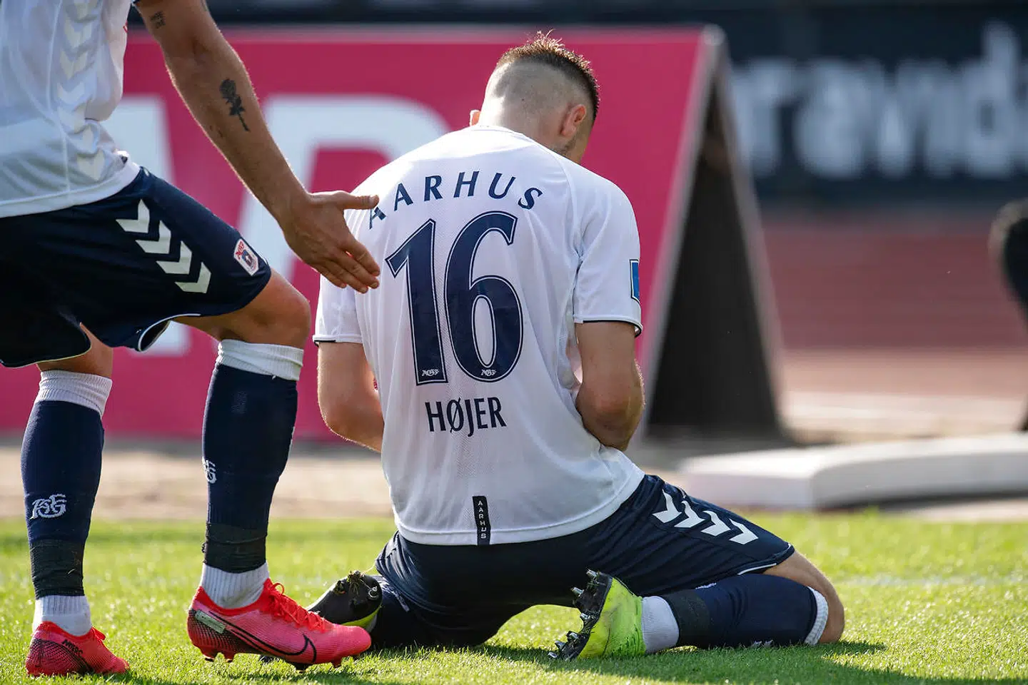 AGF kan jubler, efter Casper Højer Nielsen har scoret til 4-2 i 3F Superliga-kampen mellem AGF og OB, på Ceres Park i Aarhus søndag den 27. september 2020.