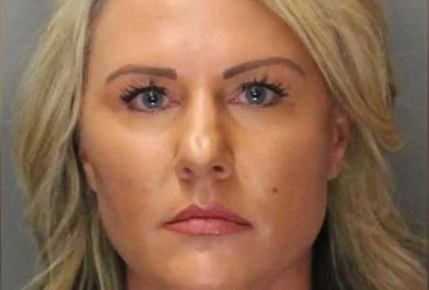 Den 44-årige Shauna Bishop har indrømmet, at hun havde sex med en dreng på 16 år.