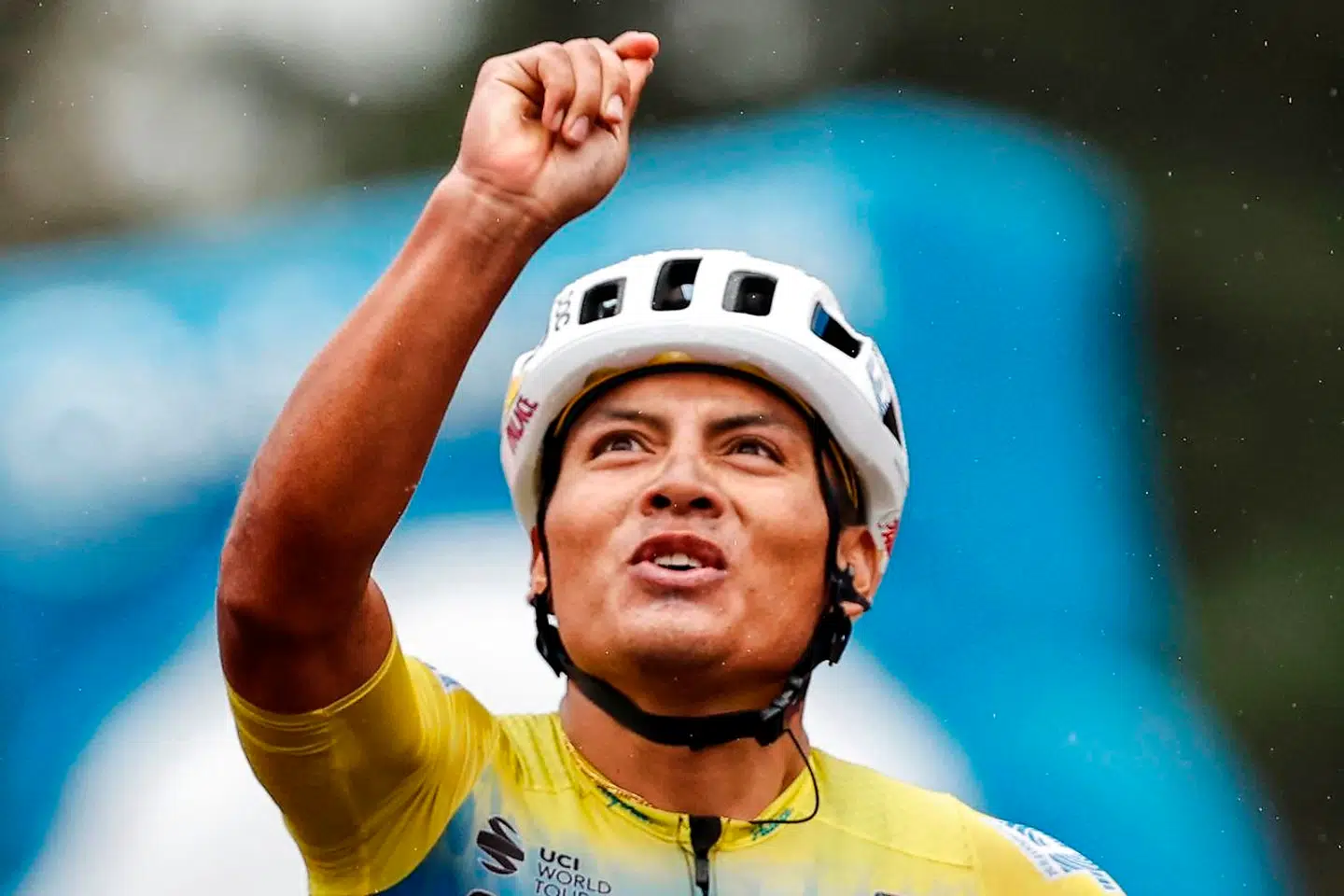 Team Education First rider Ecuador's Jonathan Caicedo celebrates as he crosses the finish line to win on October 5, 2020 the 3rd stage of the Giro d'Italia 2020 cycling race, a 150-kilometer route between Enna and volcano Etna, Linguaglossa-Piano Provenzana, Sicily. (Photo by Luca Bettini / AFP)