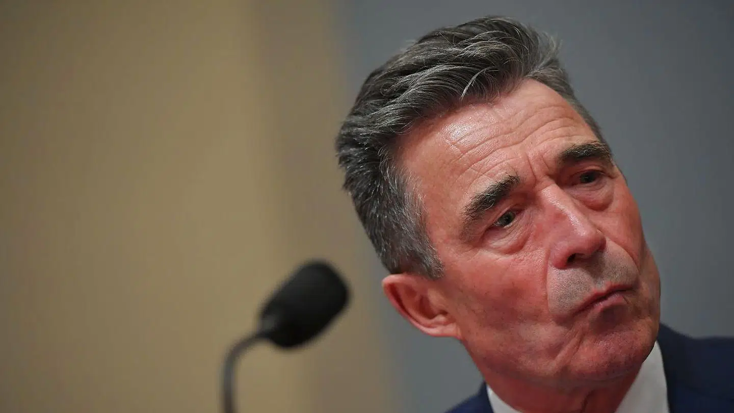 »Det er meget usædvanligt, at det første, jeg hører til sagen, er fra en lettisk journalist, der kontaktede mig i slutningen af sidste uge,« skriver Anders Fogh Rasmussen i en mail til B.T.