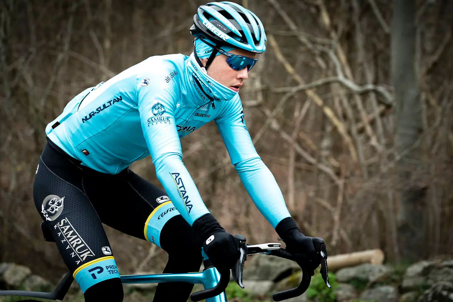 På under en uge er Jonas Gregaard gået fra slet ikke at skulle køre Giro d'Italia til nu at være en essentiel brik for Jakob Fuglsang.
