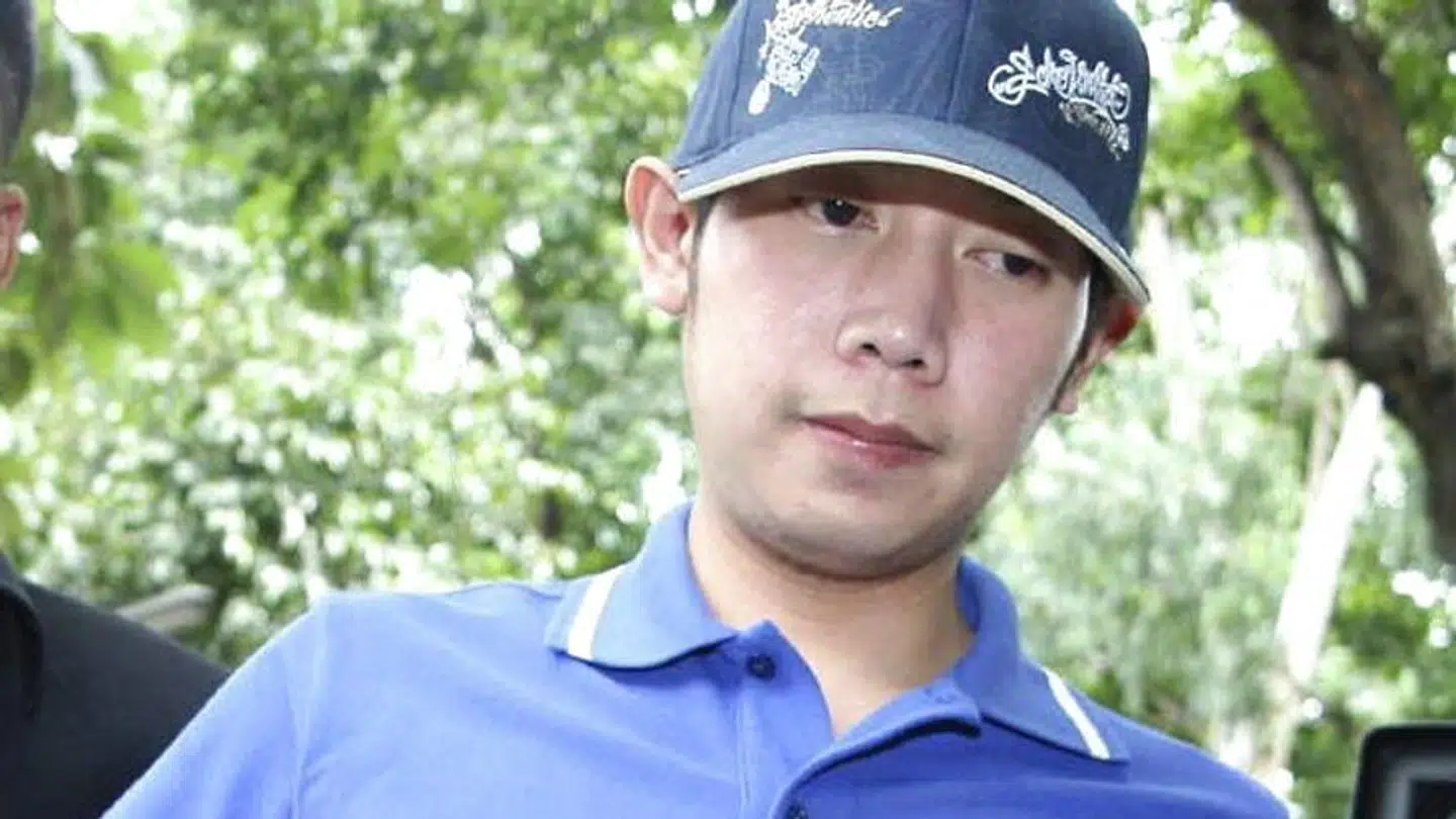 Red Bull-arvingen Vorayuth Yoovidhya flygtede ud af Thailand i 2017. Nu er han efterlyst internationalt.