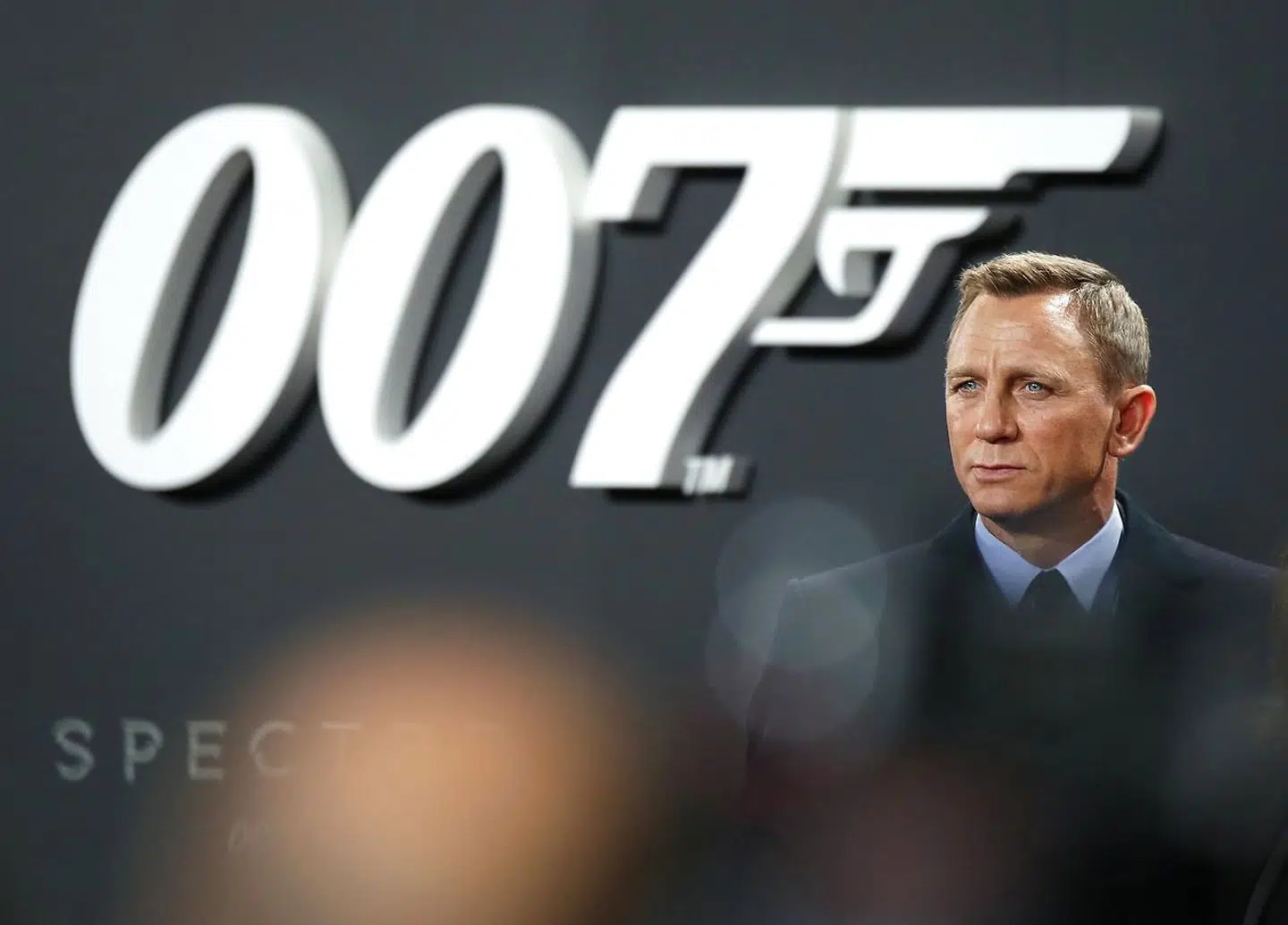 Den seneste udskydelse af den nye James Bond-film er katastrofal for biografer over hele verden.