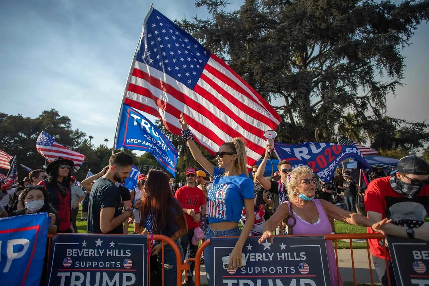 Trump-demonstranter på gaden i Florida