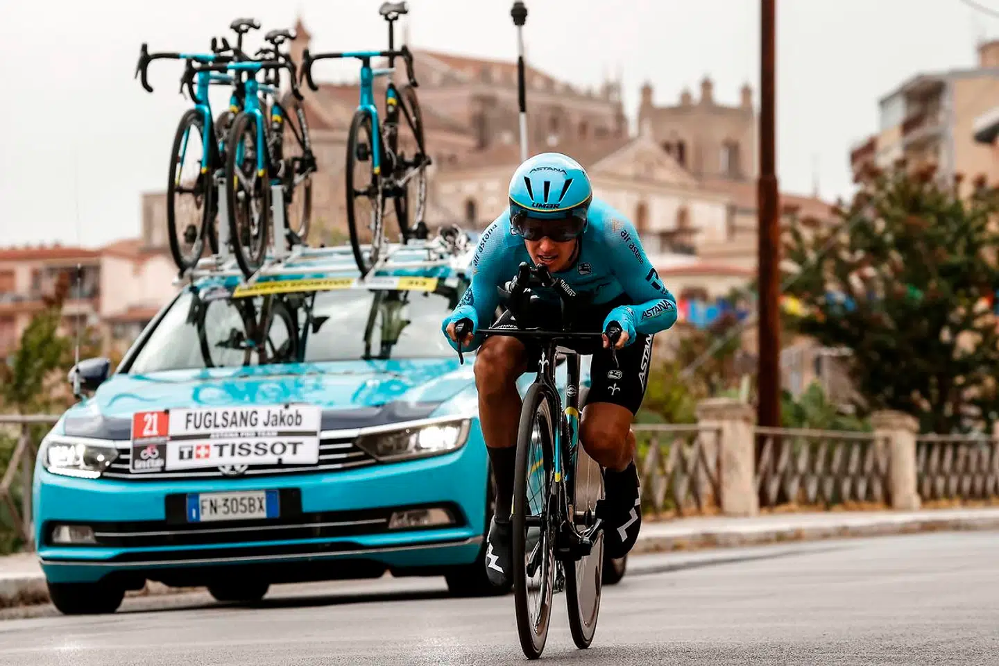Jakob Fuglsang lignede ikke en kommende Giro d'Italia-vinder ved første etape af løbet.