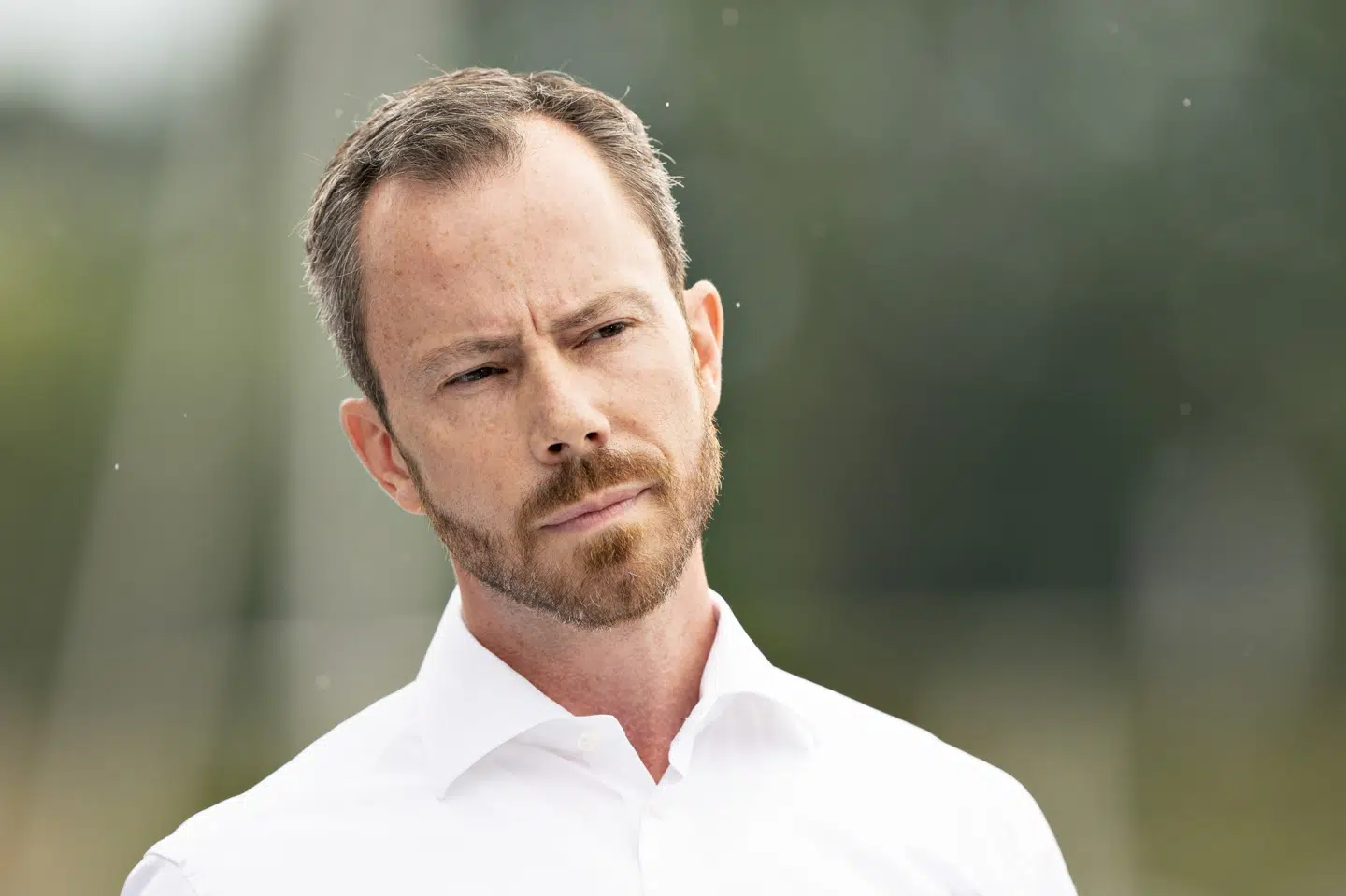 Jakob Ellemann-Jensen, Venstres formand, er væk under afgørende og vigtige forhandlinger. Det er et problem for både ham og Venstre, siger politisk kommentator Noa Redington. Henning Bagger/Ritzau Scanpix