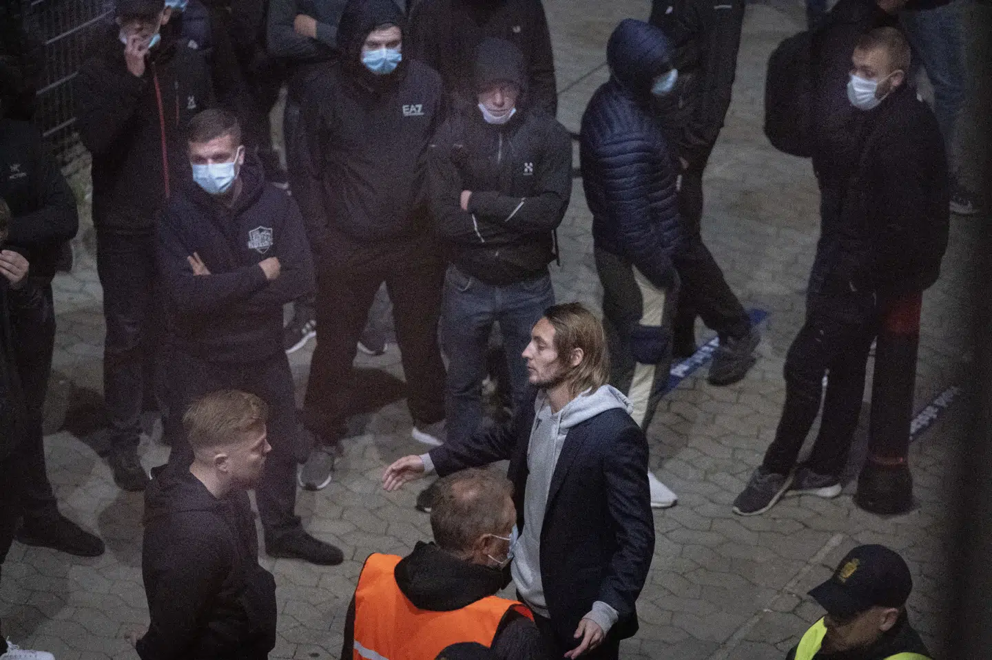 Rasmus Falk talte med FCK-fansene efter Europa League-kampen mod Rijeka i Parken. Liselotte Sabroe/Ritzau Scanpix