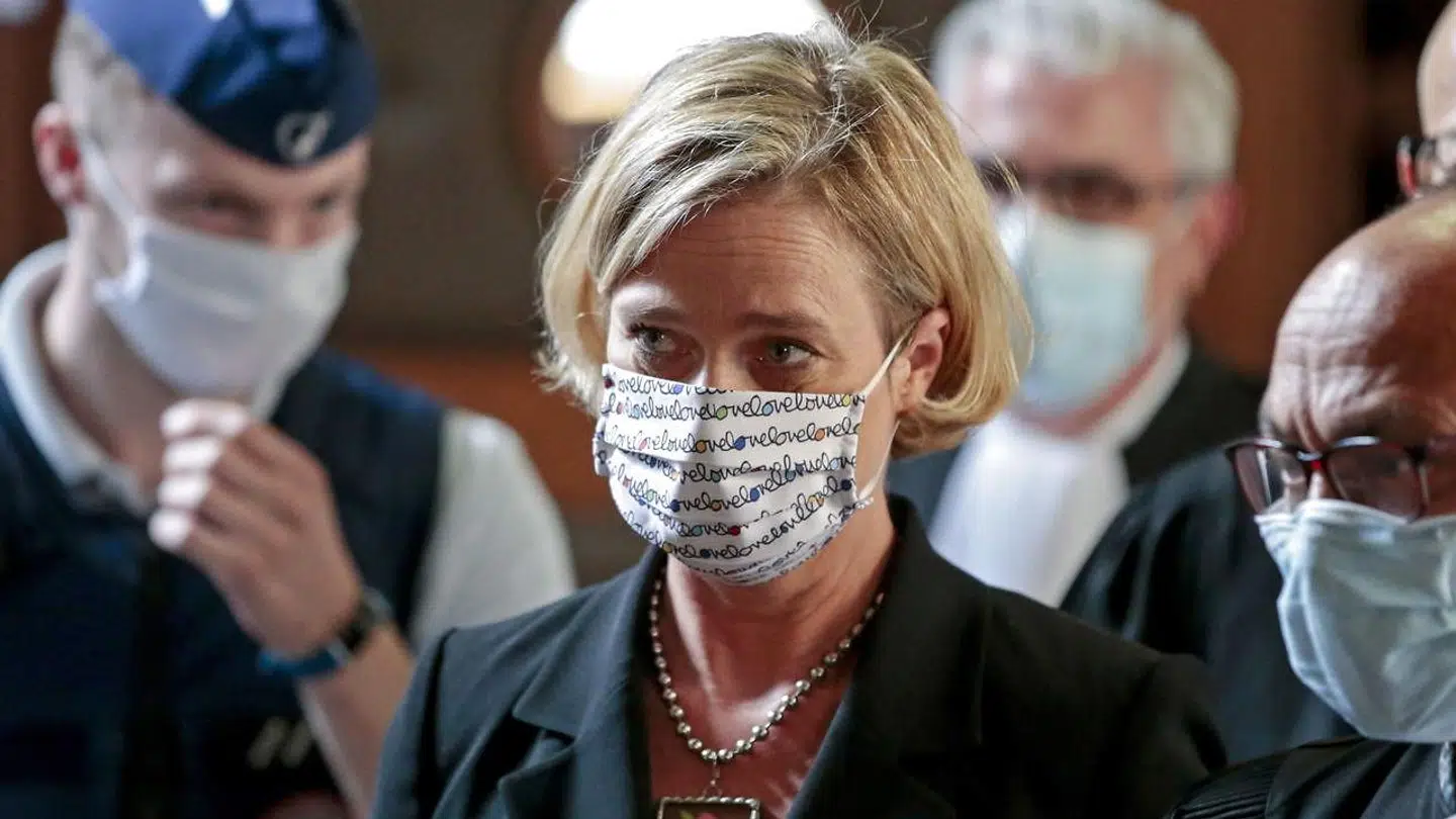 Delphine Boël forlader retten i Belgien.
