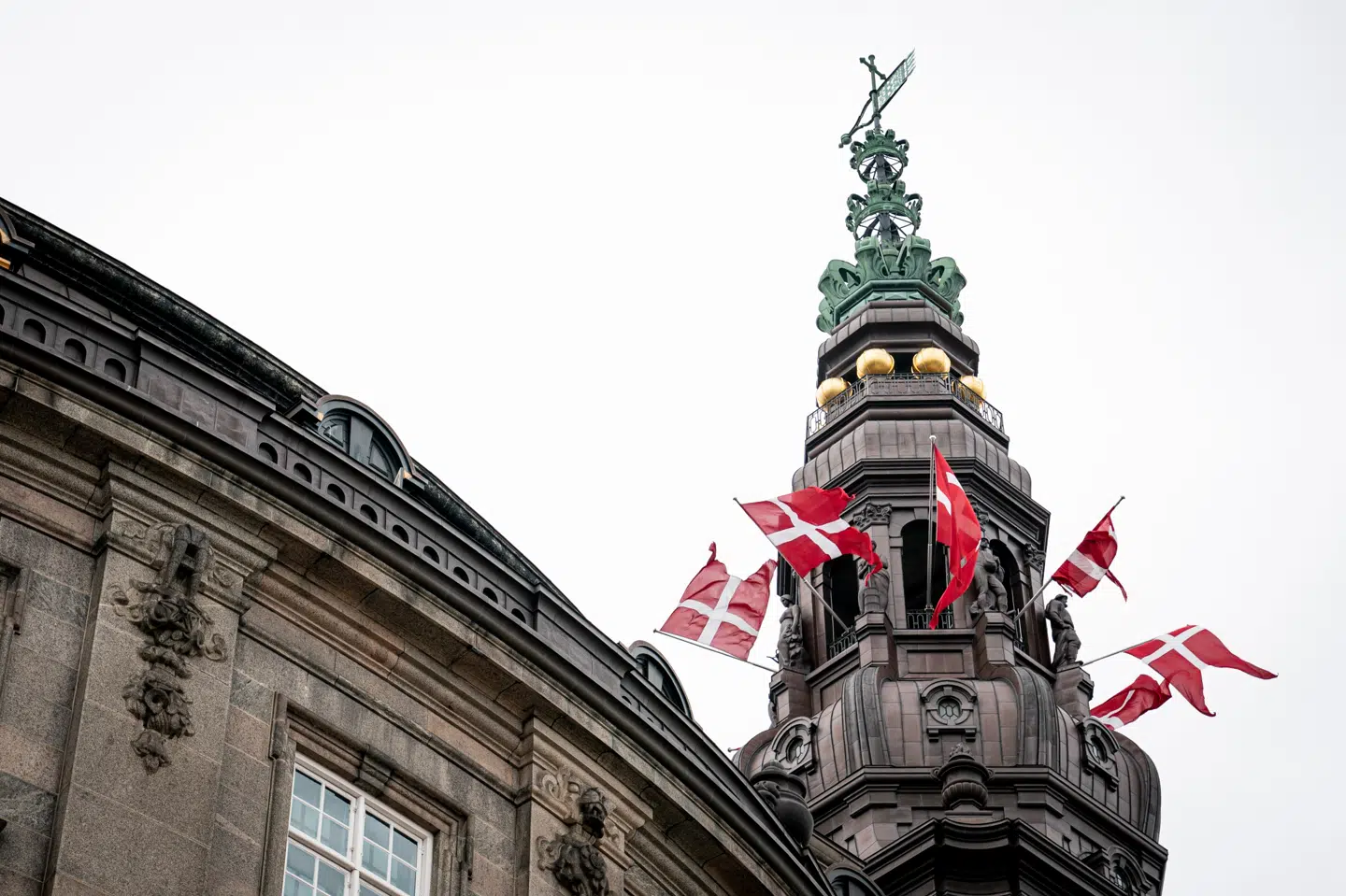 EU-Kommissionen påpeger i retsstatsrapport onsdag, at Danmark halter efter i forhold til at følge henstillinger om regler for partistøtte og medlemmer af Folketinget. Niels Christian Vilmann/Ritzau Scanpix