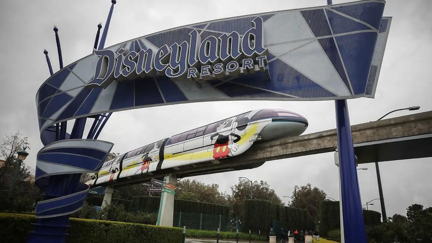 Disneyland i Californien har hårdt ramt af coronakrisen.